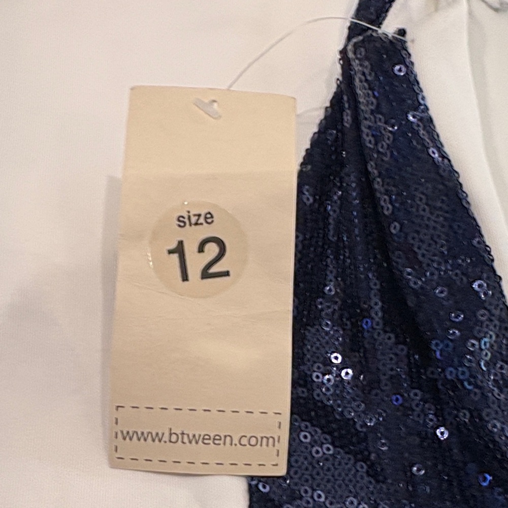 btween White and Navy Sequin Formal Dress - Picture 4 of 4